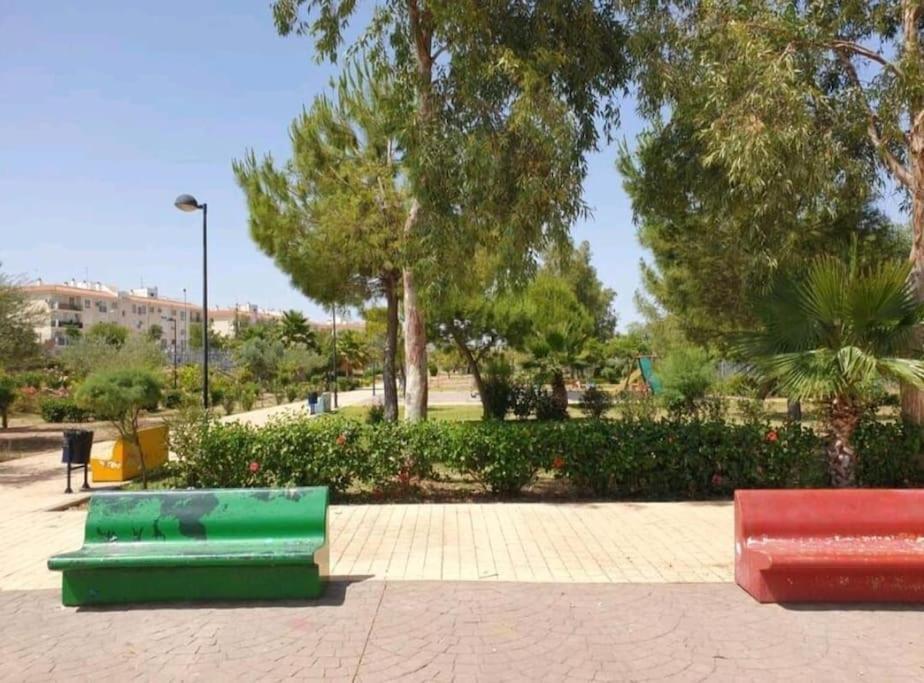 Alojamiento Con Piscina Y Parking En Sevilla La Algaba Екстер'єр фото
